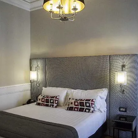ذا إنديبندانت سويتس بيت ضيافة