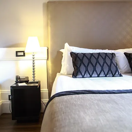 بيت ضيافة ذا إنديبندانت سويتس 4*
