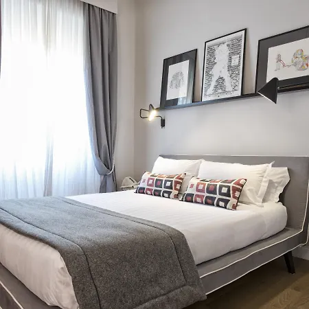 ذا إنديبندانت سويتس بيت ضيافة 4*