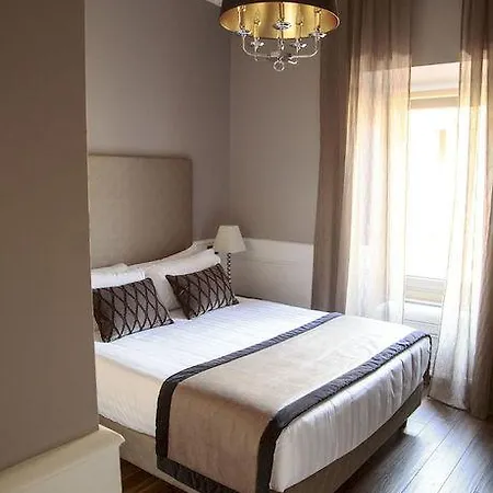 The Independent Guest house 4*