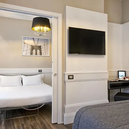 ذا إنديبندانت سويتس 4* روما