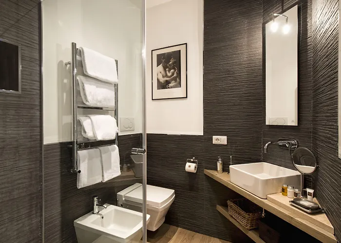 The Independent Pensión Roma