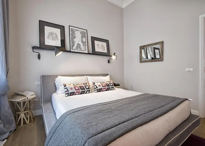 The Independent Pensión Roma