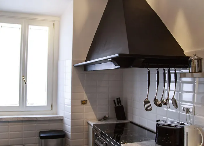 The Independent Pensión 4*