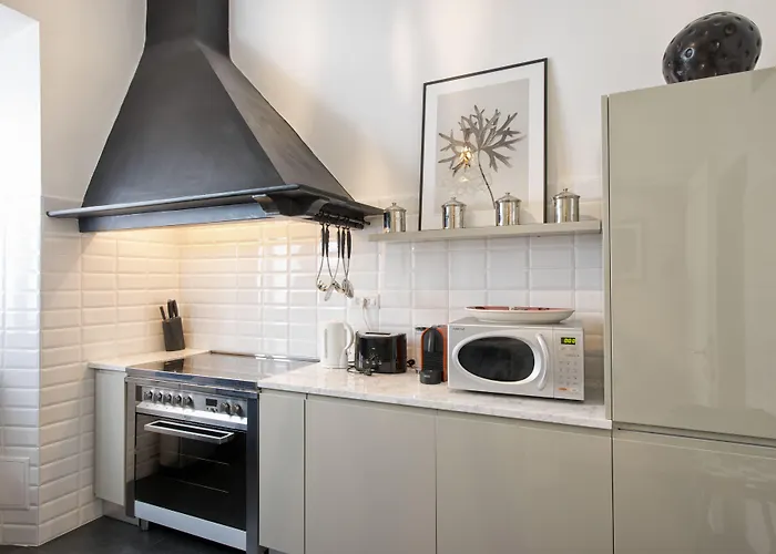 The Independent Pensión 4*