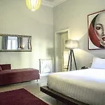 The Independent 4* Rom