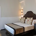 The Independent 4* Rom