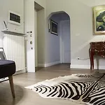 The Independent 4*