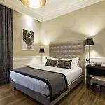 The Independent 4* Rom