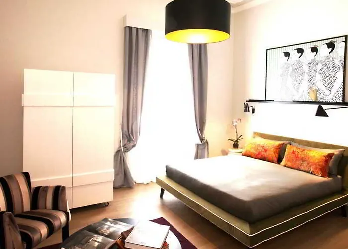 The Independent Guest house 4*